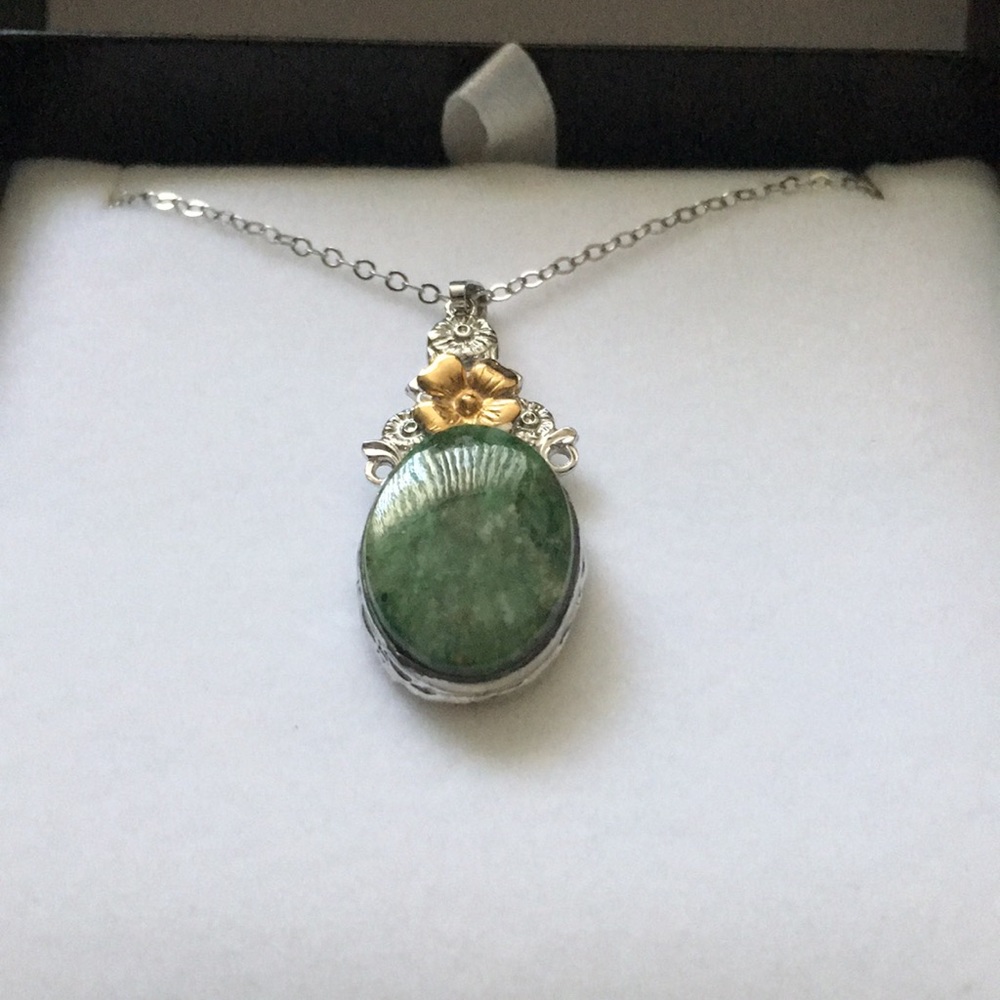 Gold and Jade Pure Silver Necklace